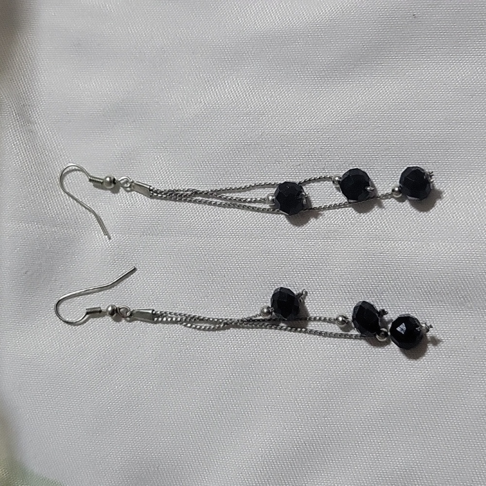Women's black and silver long earrings
